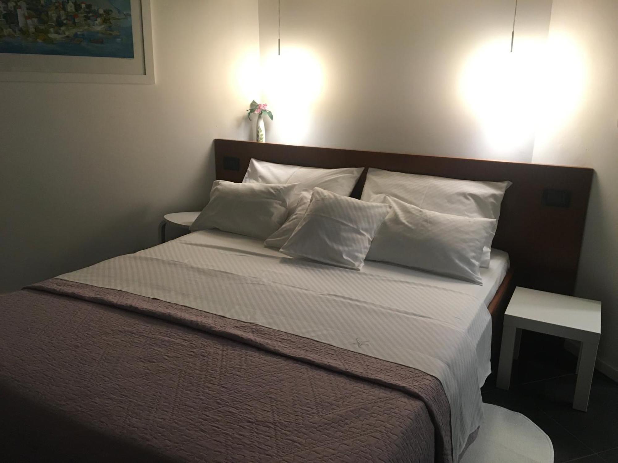 تْسْغيكفانِتْسا Guest House Villa Dagmar - Exclusive الغرفة الصورة